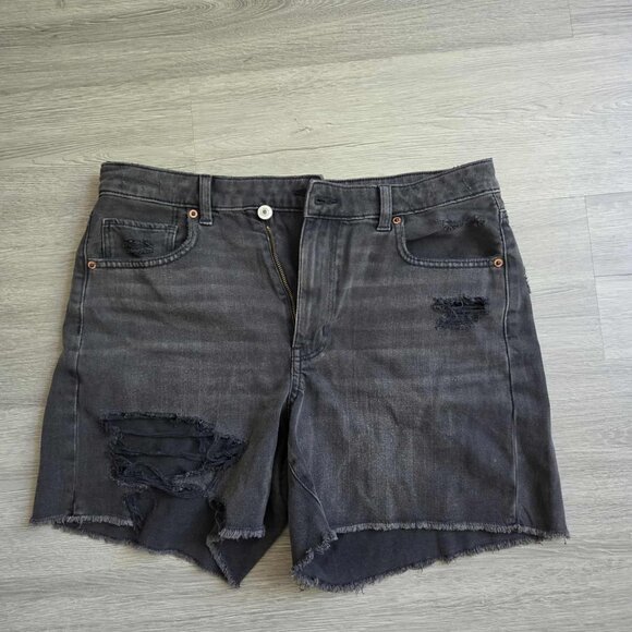 American Eagle AE Denim Highest Waist Baggy Short Sz 12 Faded Black Ripped - Picture 3 of 6